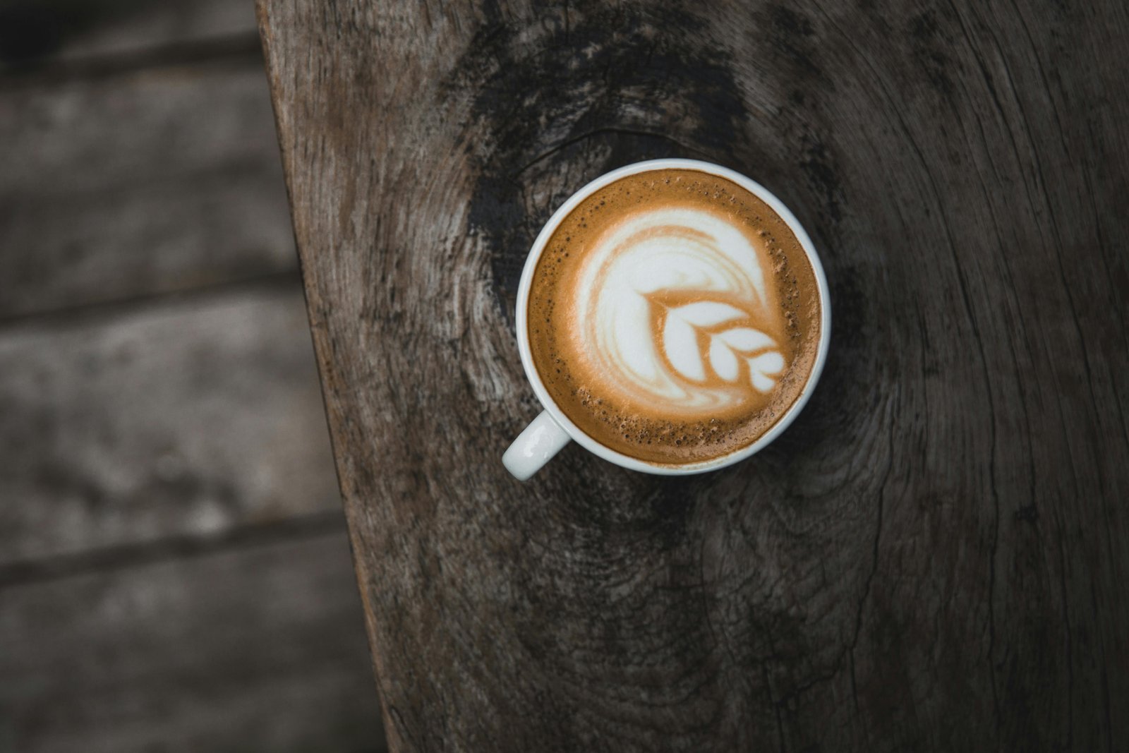 A minimalist coffee-themed high-resolution wallpaper, 45 of 63.